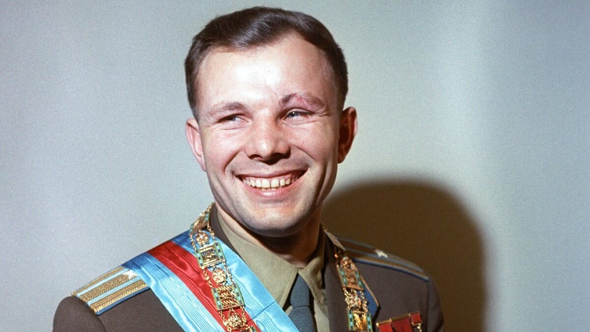 Юрий Алексеевич Гагарин