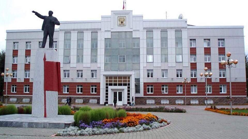 Здесь мы живём, учимся, взрослеем